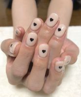 シンプルベージュ黒ハート